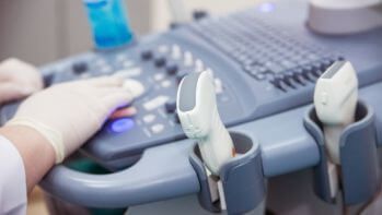 Echo serca dorośli z dopplerem